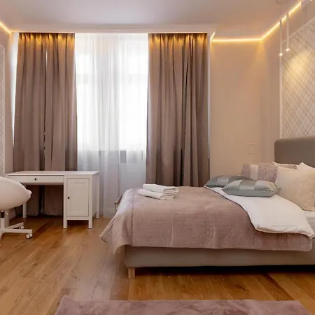 Marszalkowska Modern Apartmán *